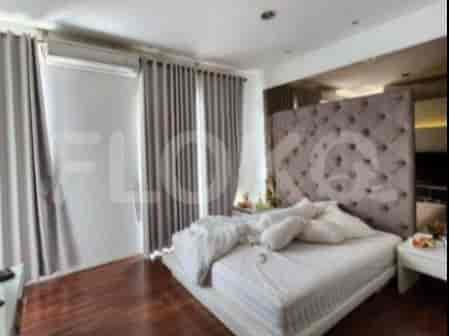 Dijual Rumah 3 BR, Luas 400 m2 di Cluster Crown Golf, Penjaringan - RHAS45c 4