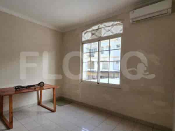 Disewakan Rumah 3 BR, Luas 170 m2 di Bukit Golf Mediterania PIK 1, Penjaringan - RHA8ec 2