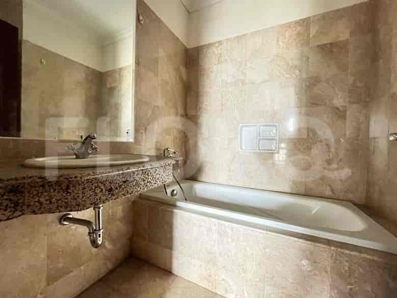 Rent 2BR Bellezza Apartment, Permata Hijau | fpefbb 10th Floor 7