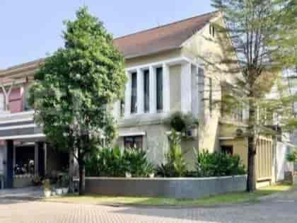 296 sqm, 5 BR house for sale in Discovery Bintaro Jaya, Tangerang - RHAS39c 1
