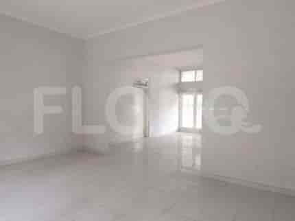 Dijual Rumah 4 BR, Luas 300 m2 di Tanah Sareal - Bogor, Bogor - RHAS70e 3