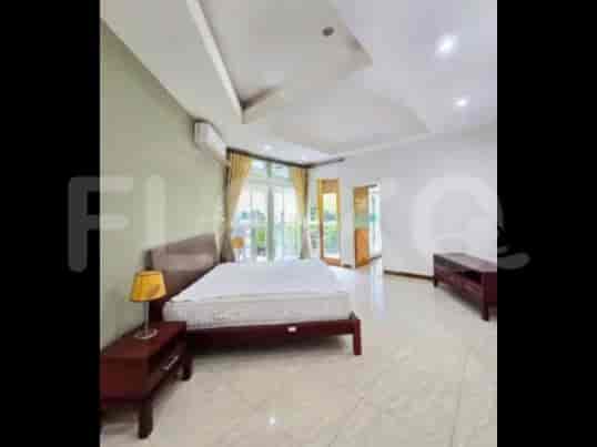 RHAS456, Sale House in Menteng with Pool & Carports 2