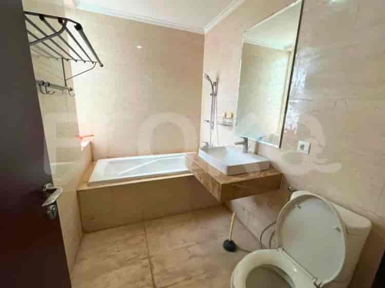 2 Bedroom on Low Floor for Rent in Menteng Park - fmee4a 6