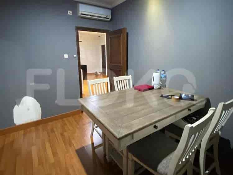 Tipe 2 Kamar Tidur di Lantai Tinggi untuk disewakan di Bellezza Apartemen - fpe57e 4