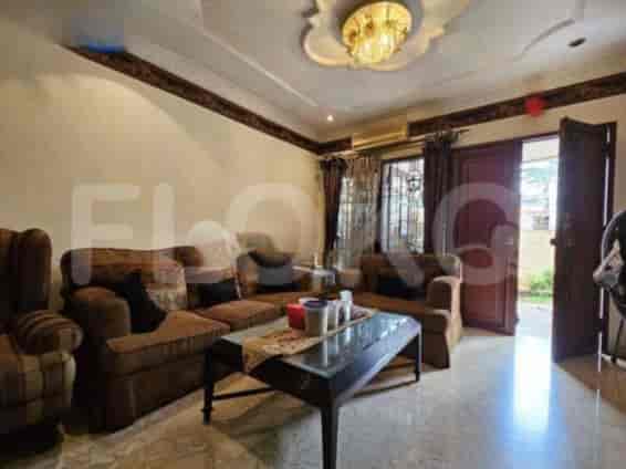 350 sqm, 4 BR house for sale in Tomang Area, Grogol - RHASf73 2