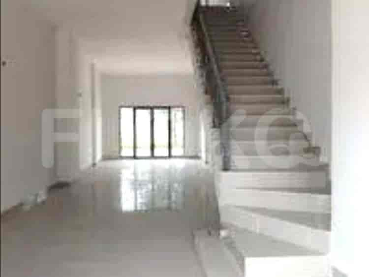 Dijual Ruko Luas 243 m2 di Boulevard Sedayu City, Kelapa Gading - RKS30e 2