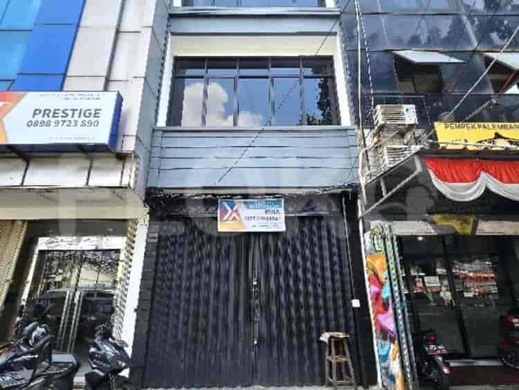 Dijual Ruko Luas 204 m2 di Radio Dalam Raya, Gandaria - RKS0f0 1