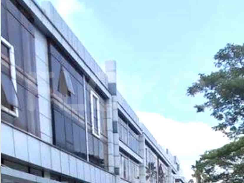 227 sqm, shophouse for sale in Jakarta Garden City, Cakung 2