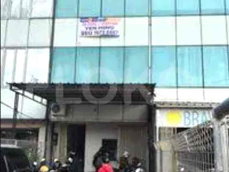 300 sqm, shophouse for sale in Joglo, Cengkareng - RKS68e 1