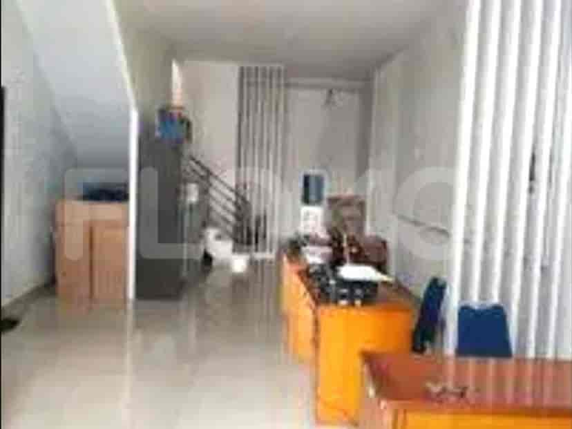 Dijual Ruko Luas 210 m2 di Jalan Muara Karang, Penjaringan 3