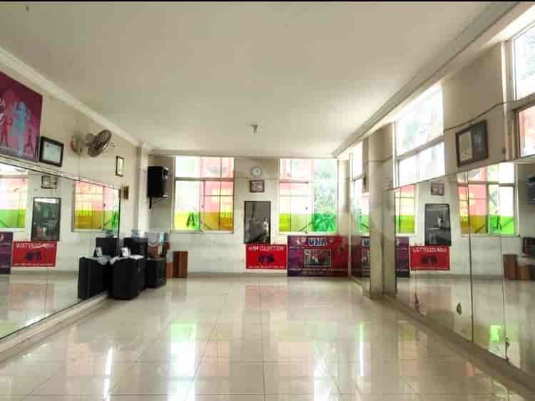 198 sqm, shophouse for sale in Jalan Grand Galaxy City, Bekasi - RKS010 2