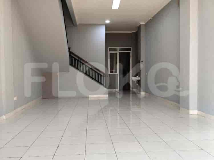 Dijual Ruko Luas 203 m2 di Jalan Graha Boulevard, Gading Serpong - RKSb7e 3