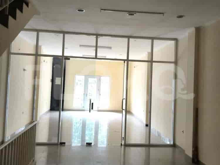 225 sqm, shophouse for sale in Jalan Gading Elok Utara Raya, Kelapa Gading - RKS5a6 5