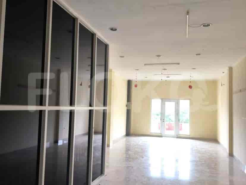 Dijual Ruko Luas 225 m2 di Jalan Gading Elok Utara Raya, Kelapa Gading 4