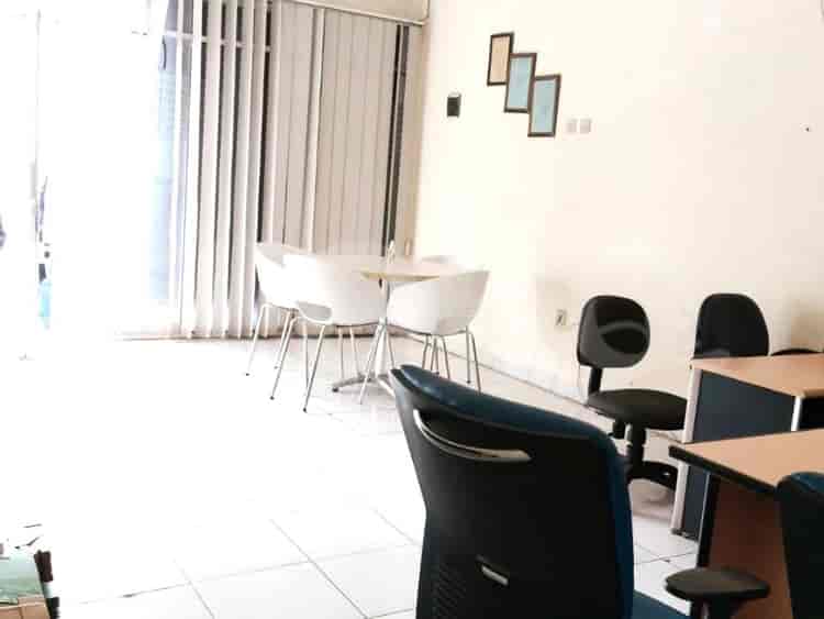 80 sqm, shophouse for sale in Jalan Cikunir, Bekasi - RKSc3f 2