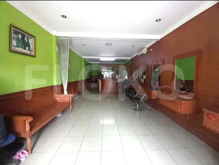 Dijual Ruko Luas 40 m2 di Jalan Raden Inten, Duren Sawit - RKS920 2