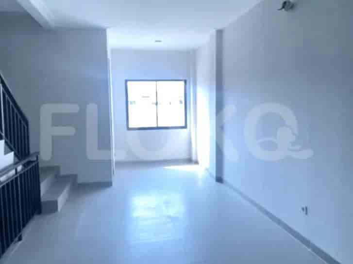243 sqm, shophouse for rent in Jalan Pakubuwonon Blok D, Mega Kuningan 2