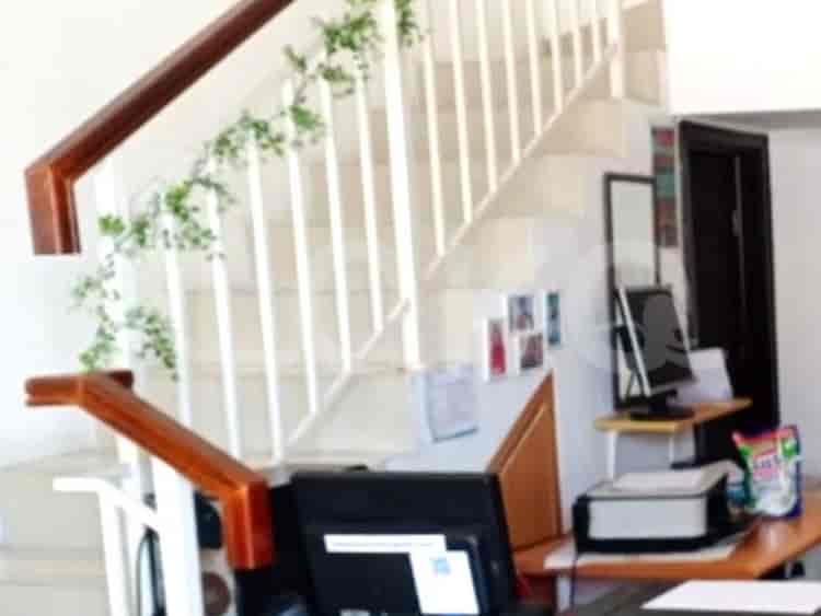Dijual Ruko Luas 100 m2 di Jalan Maison De Wisteria, Cakung - RKS3f9 1