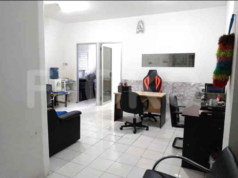 Dijual Ruko Luas 720 m2 di Jalan Boulevard Barat Raya, Kelapa Gading 4