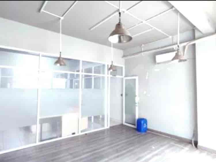 Disewakan Ruko Luas 300 m2 di Jalan Patal Senayan I No. 5, Senayan - RKR2cf 2