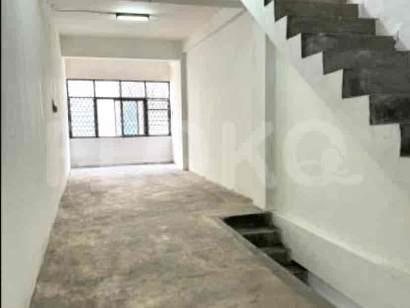 Dijual Ruko Luas 120 m2 di Jalan Krekot Jaya Molek, Pasar Baru 3