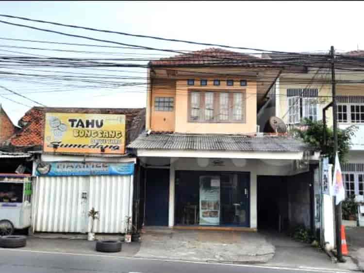 Dijual Ruko Luas 120 m2 di Jalan H. Nawi Raya, Gandaria - RKS4d6 2
