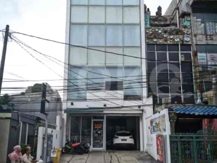Dijual Ruko Luas 450 m2 di Jalan Radio Dalam Raya No. 4, Gandaria - RKSd68 1