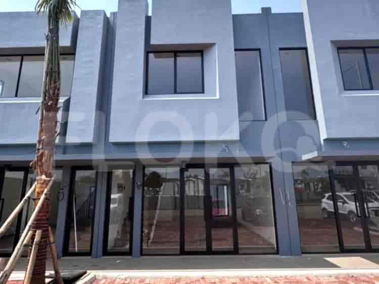 Disewakan Ruko Luas 101 m2 di Jalan The Hive Botanic, Karawaci - RKR80a 1