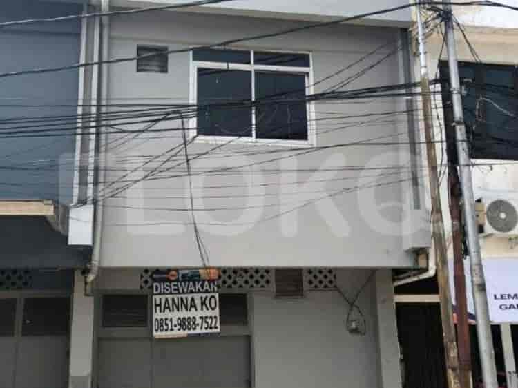 230 sqm, shophouse for sale in Jalan Komplek Ciplaz Klender, Duren Sawit - RKSa88 1