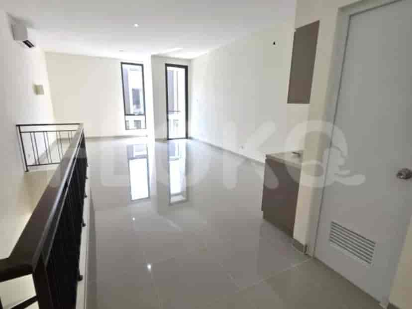 100 sqm, shophouse for rent in Jalan Verona Junction, Gatot Subroto 3