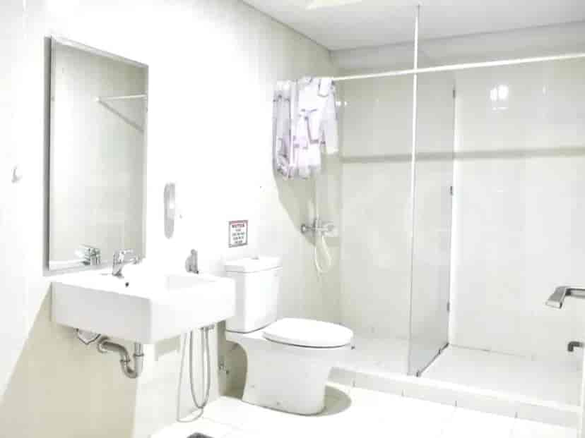 102 sqm, shophouse for sale in Jalan Soho Pancoran, Pancoran 3