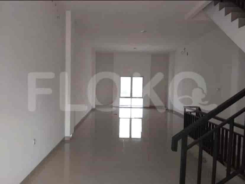 Disewakan Ruko Luas 270 m2 di Jalan Harapan Indah Bekasi, Bekasi 2