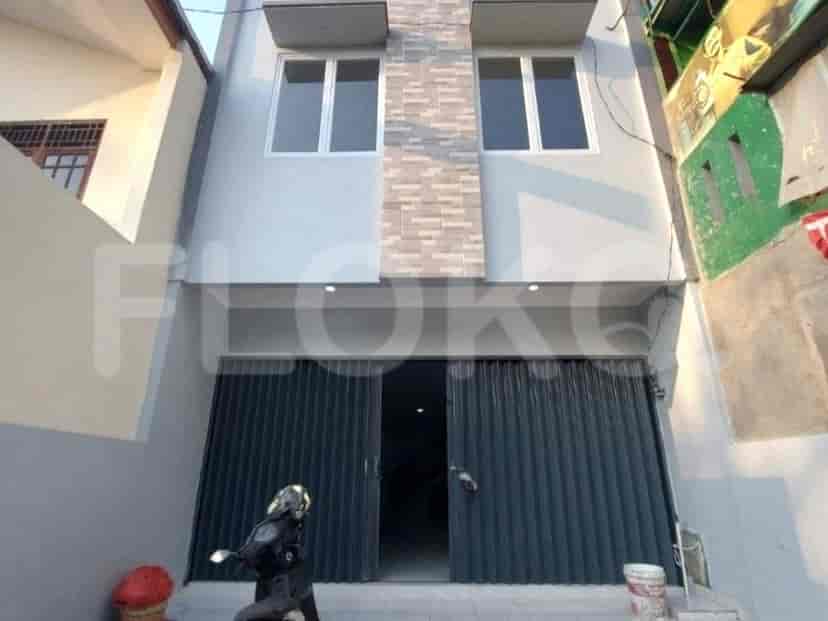 110 sqm, shophouse for sale in Jalan Kalibaru Timur, Bekasi 1
