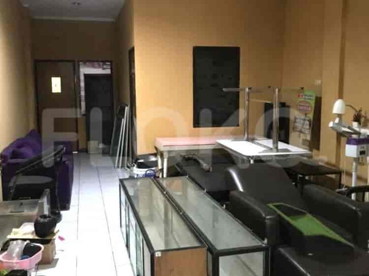Dijual Ruko Luas 211 m2 di Jalan Pemuda Kranji, Bekasi - RKS587 3