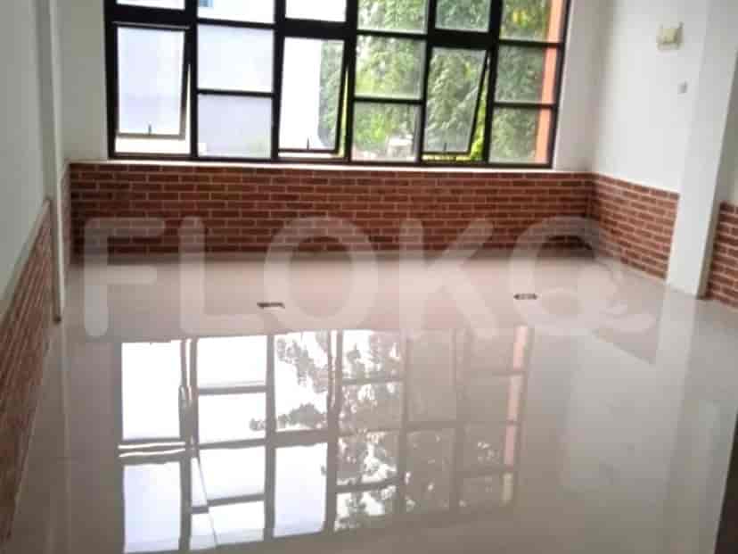 Dijual Ruko Luas 340 m2 di Jalan Jendral Suprapto, Cempaka Putih 2