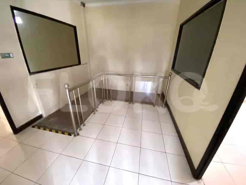 445 sqm, shophouse for sale in Jalan Surveyor Indonesia, Lenteng Agung 3