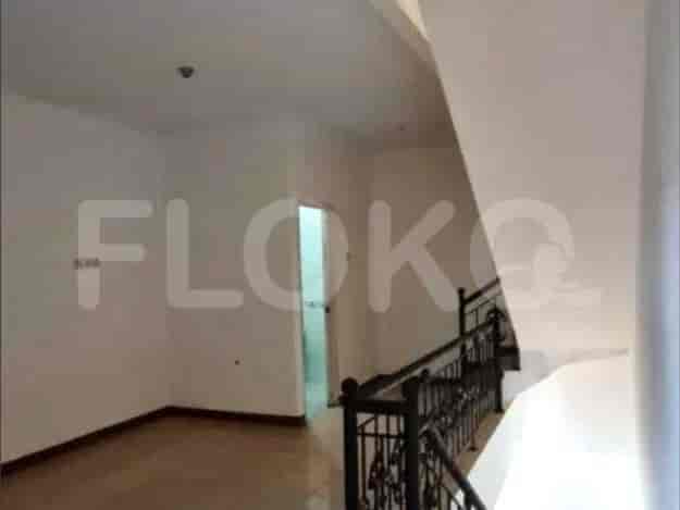 120 sqm, shophouse for sale in Jalan Kresek Raya, Cengkareng 2