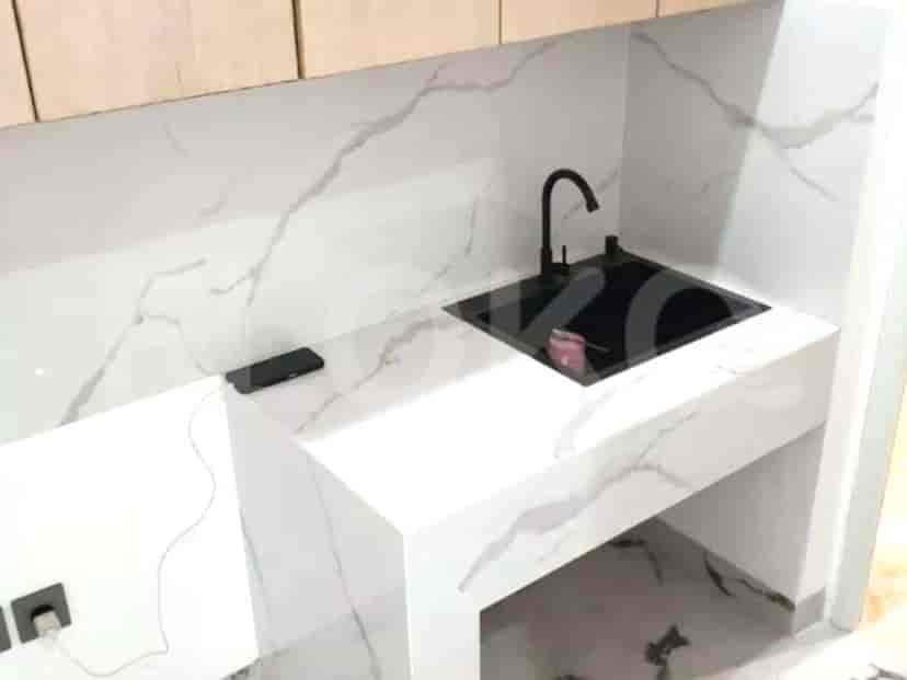 220 sqm, shophouse for sale in Jalan Puri Kencana, Meruya 2