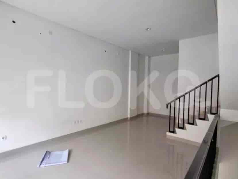 100 sqm, shophouse for rent in Jalan The Loop, BSD 3