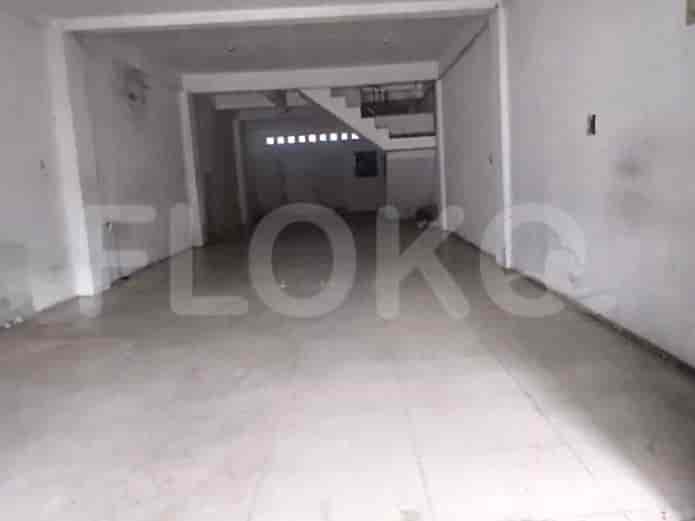 225 sqm, shophouse for rent in Jalan Letjen Suprapto, Kemayoran 2