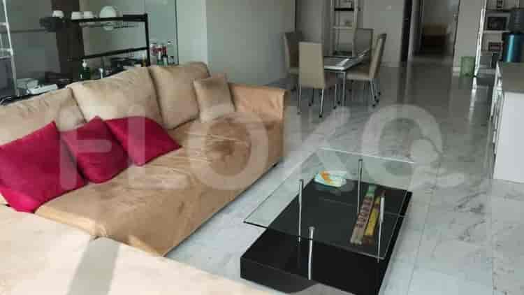 Tipe 3 Kamar Tidur di Lantai Menengah untuk disewakan di The Peak Apartemen - fsu0c2 2