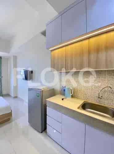 Tipe 1 Kamar Tidur di Lantai Menengah untuk disewakan di Evenciio Apartemen - fde2ca 3