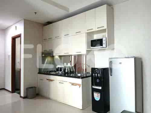 Tipe 2 Kamar Tidur di Lantai Menengah untuk disewakan di Thamrin Residence Apartemen - fth396 3