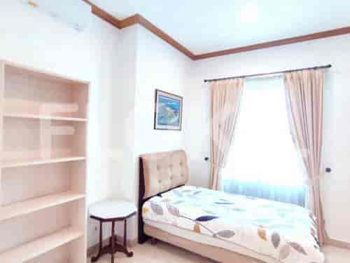 2 Bedroom on Middle Floor for Rent in Senayan Residence - fse523 5