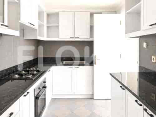 3 Bedroom on Middle Floor for Rent in Golfhill Terrace Apartment - fpo233 3
