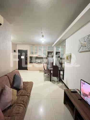 2 Bedroom on Middle Floor for Rent in Cosmo Mansion - fth035 1