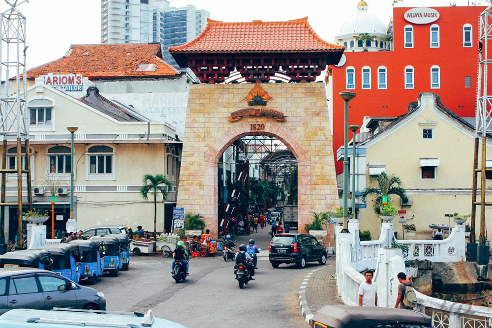 pasar baru entrance