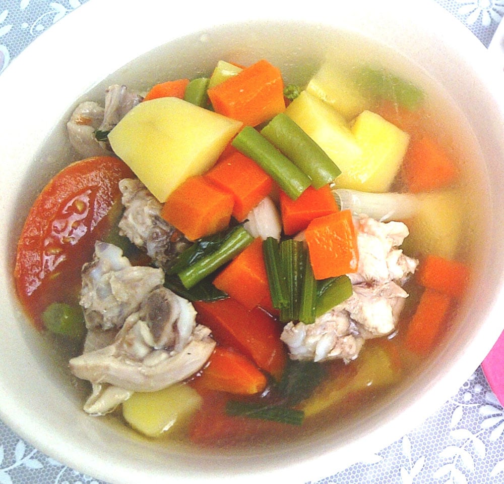 sop ayam indonesian chicken soup cold remedy