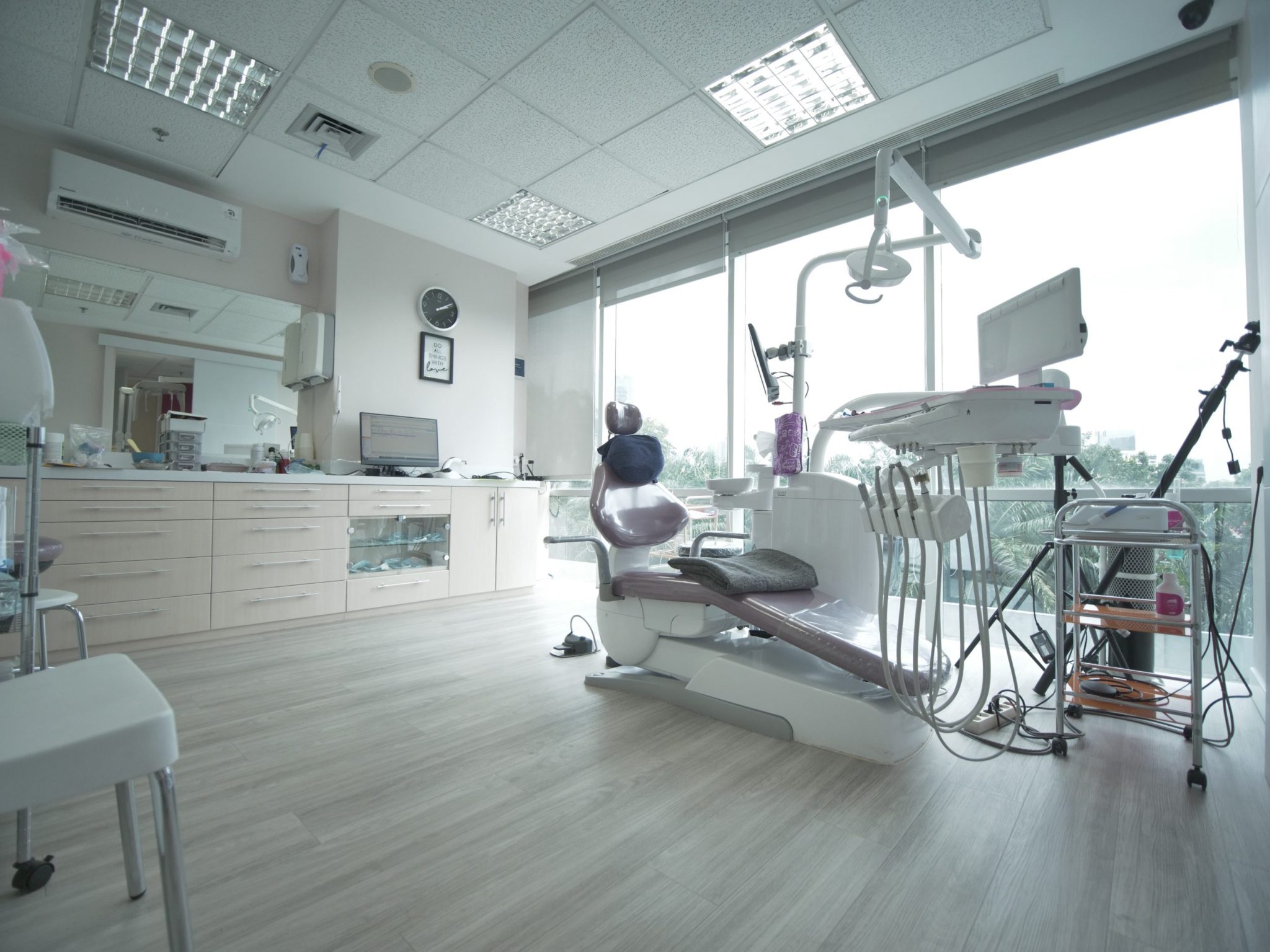Klinik Perawatan Gigi Terbaik di Jakarta | Flokq Coliving Jakarta Blog