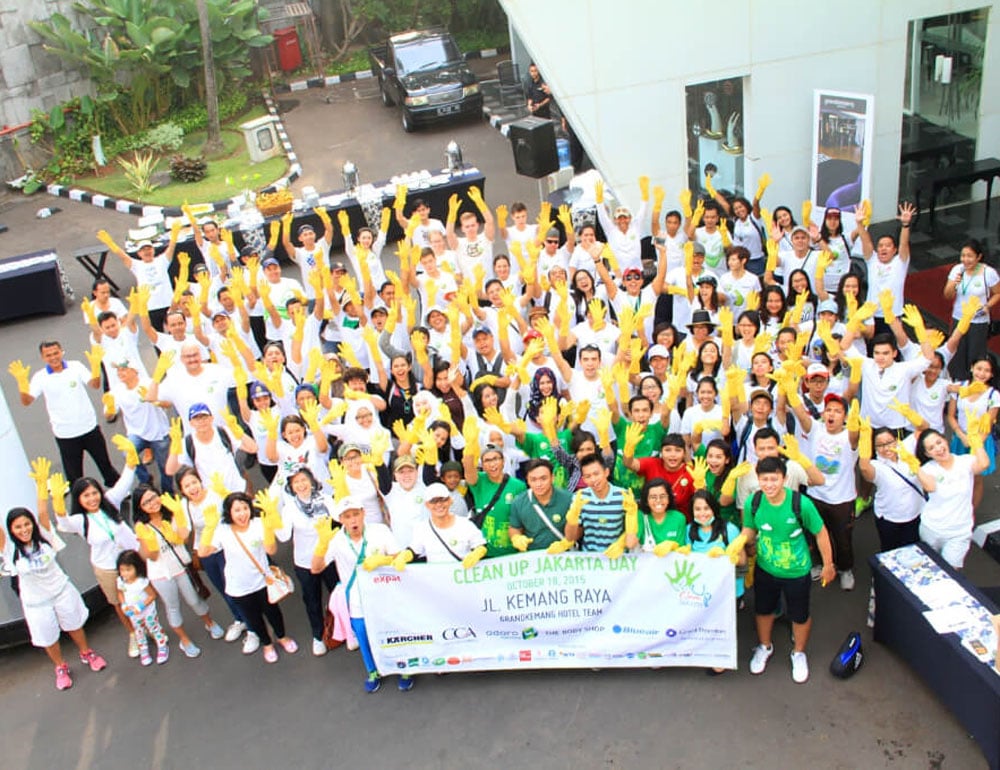 clean up volunteer opportunities jakarta